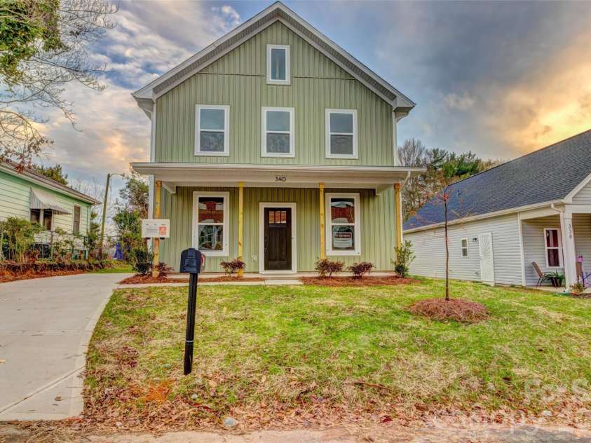 340 Hudson Street, Shelby, NC 28150.  MLS# CAR4328257, YatesRealty ID 11896. 