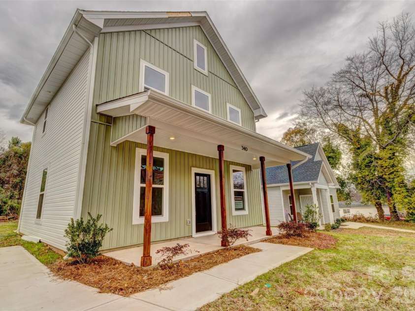 340 Hudson Street, Shelby, NC 28150.  MLS# CAR4328257, YatesRealty ID 11896. 