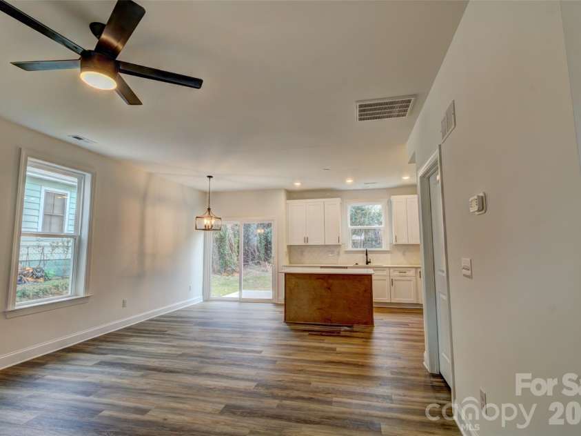 340 Hudson Street, Shelby, NC 28150.  MLS# CAR4328257, YatesRealty ID 11896. 