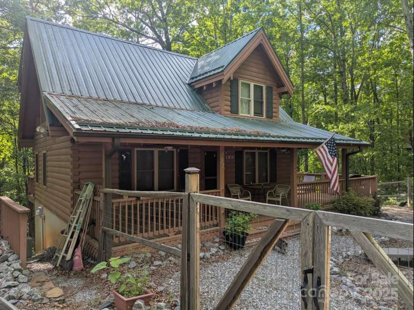 37 Lonnie Mack Drive, Nebo, NC 28761.  MLS# CAR4254811, YatesRealty ID 11896. 