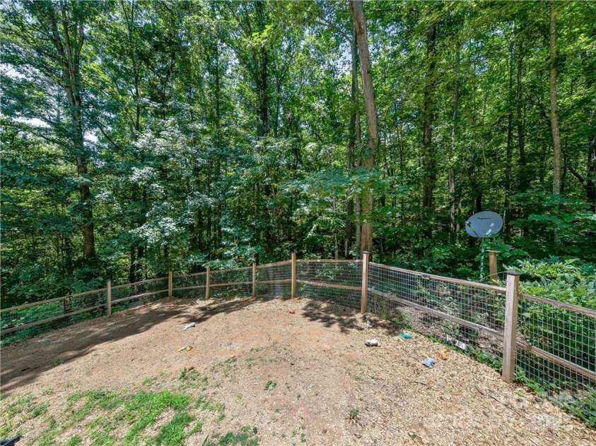 37 Lonnie Mack Drive, Nebo, NC 28761.  MLS# CAR4254811, YatesRealty ID 11896. 