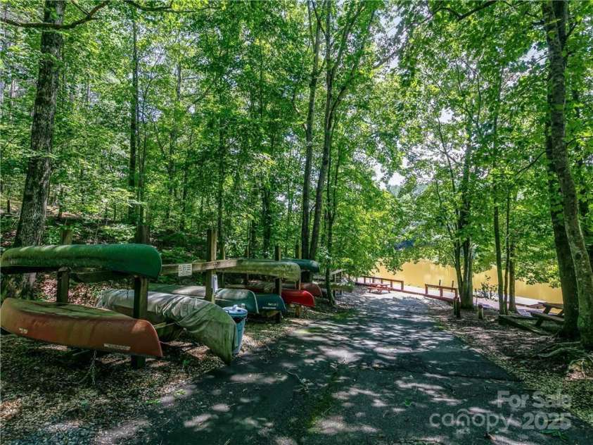 37 Lonnie Mack Drive, Nebo, NC 28761.  MLS# CAR4254811, YatesRealty ID 11896. 