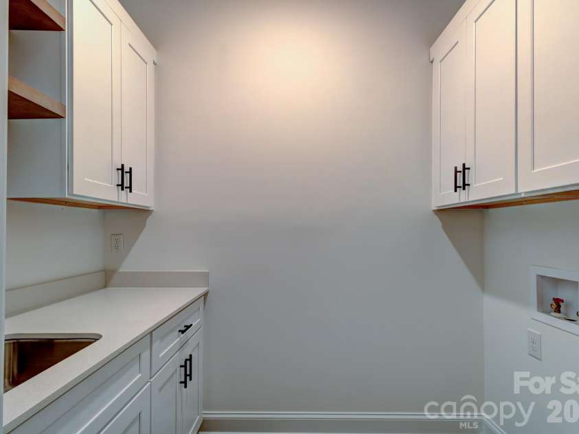 315 Pink Street, Cherryville, NC 28021.  MLS# CAR4367056, YatesRealty ID 11897. 