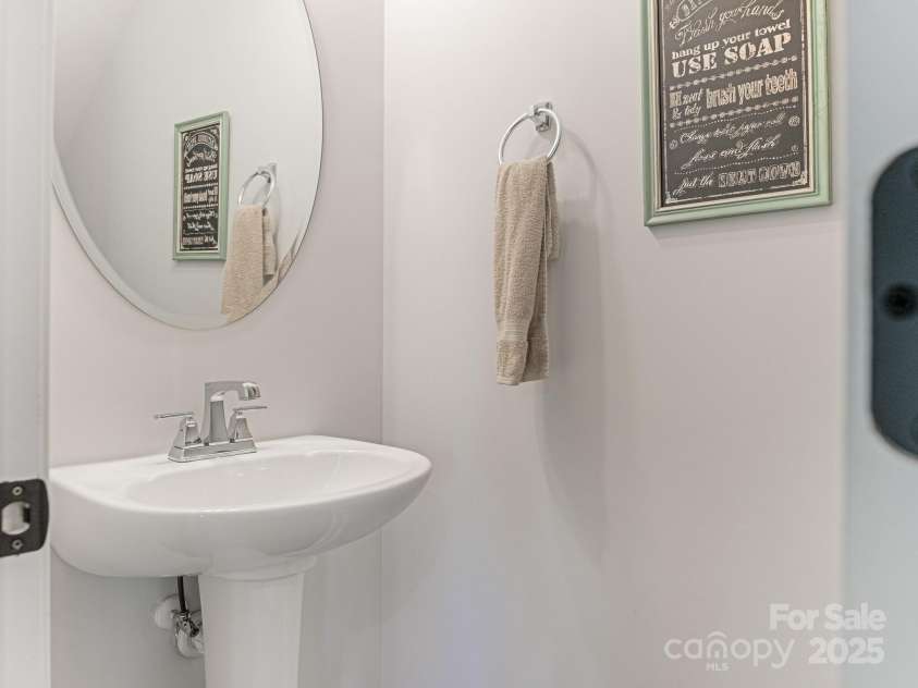 2894 Westshore Place, Denver, NC 28037.  MLS# CAR4227113, YatesRealty ID 11898. 