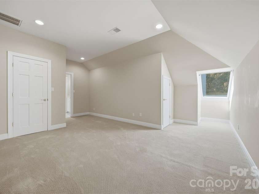 3619 Links Drive, Conover, NC 28613.  MLS# CAR4315421, YatesRealty ID 11899. Upper level offers large gueat bedrooms.