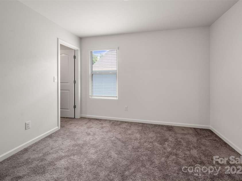 507 Newfound Hollow Drive, Charlotte, NC 28214.  MLS# CAR4252312, YatesRealty ID 11899. Bedroom #3