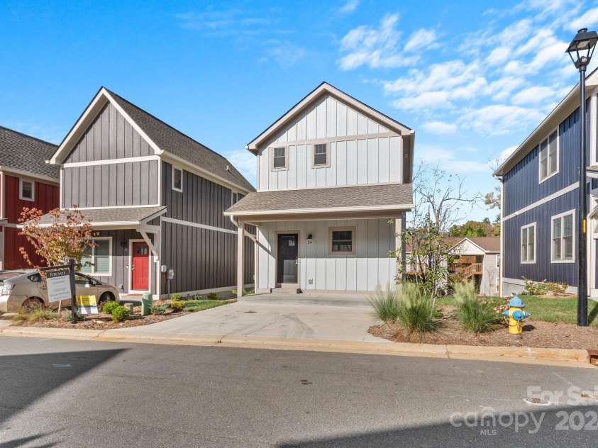 34 Wheeler Road, Weaverville, NC 28787.  MLS# CAR4150568, YatesRealty ID 119. 