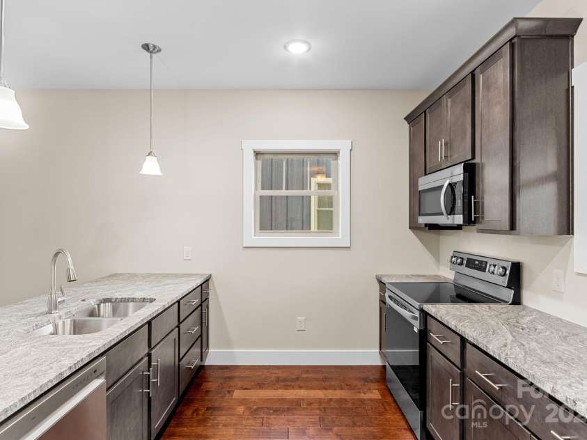 34 Wheeler Road, Weaverville, NC 28787.  MLS# CAR4150568, YatesRealty ID 119. 