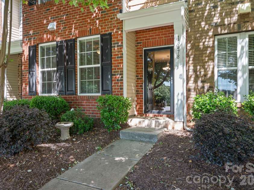 18478 Catawba Avenue, Cornelius, NC 28031.  MLS# CAR4322308, YatesRealty ID 11900. 