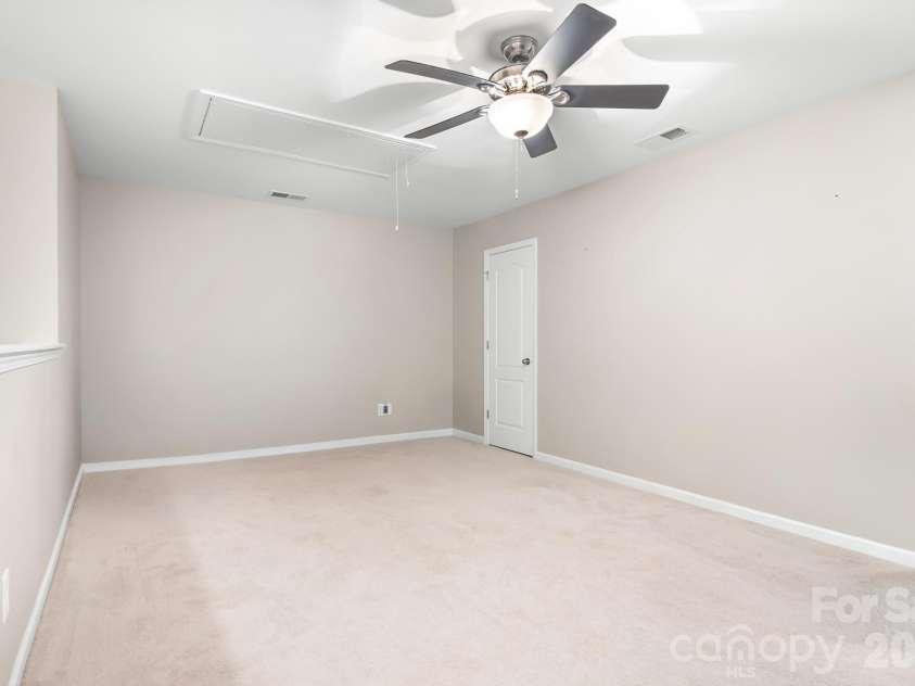 18478 Catawba Avenue, Cornelius, NC 28031.  MLS# CAR4322308, YatesRealty ID 11900. Loft/Bonus area