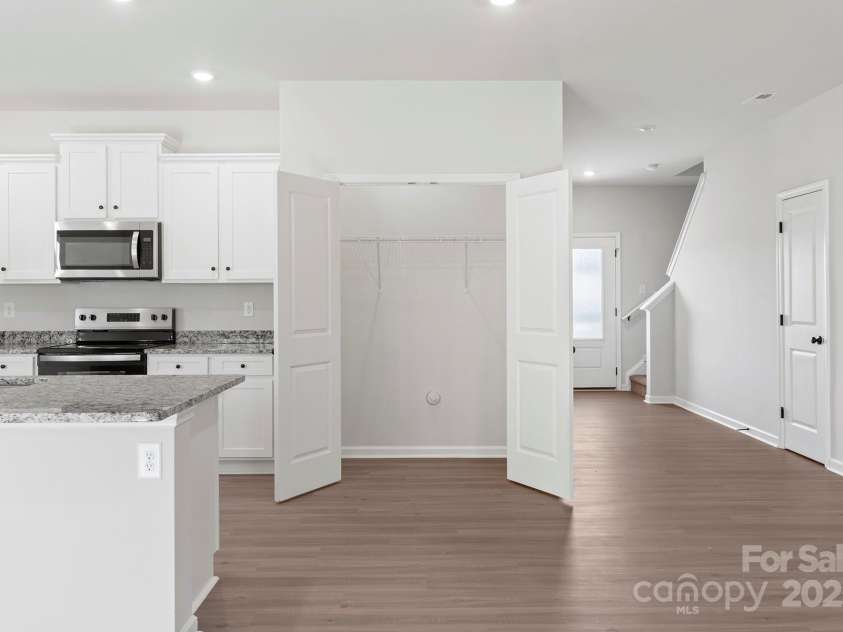 507 Maddox Drive, Shelby, NC 28152.  MLS# CAR4239395, YatesRealty ID 11900. 