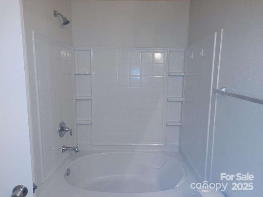 2440 Mint Thistle Court, Charlotte, NC 28269.  MLS# CAR4247951, YatesRealty ID 11901. 