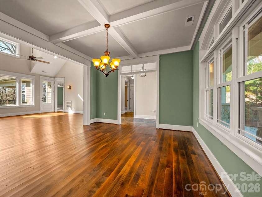 439 Monarch Road, Hendersonville, NC 28739.  MLS# CAR4363938, YatesRealty ID 11901. 