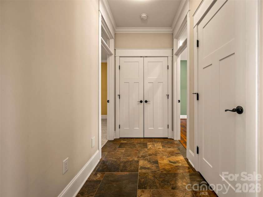 439 Monarch Road, Hendersonville, NC 28739.  MLS# CAR4363938, YatesRealty ID 11901. 