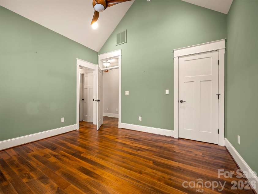 439 Monarch Road, Hendersonville, NC 28739.  MLS# CAR4363938, YatesRealty ID 11901. 