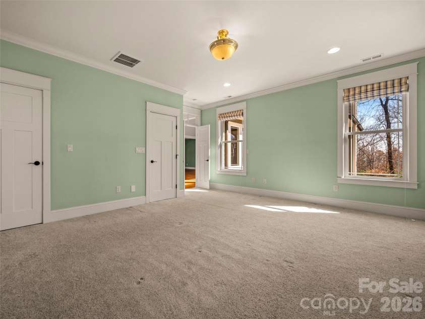 439 Monarch Road, Hendersonville, NC 28739.  MLS# CAR4363938, YatesRealty ID 11901. 