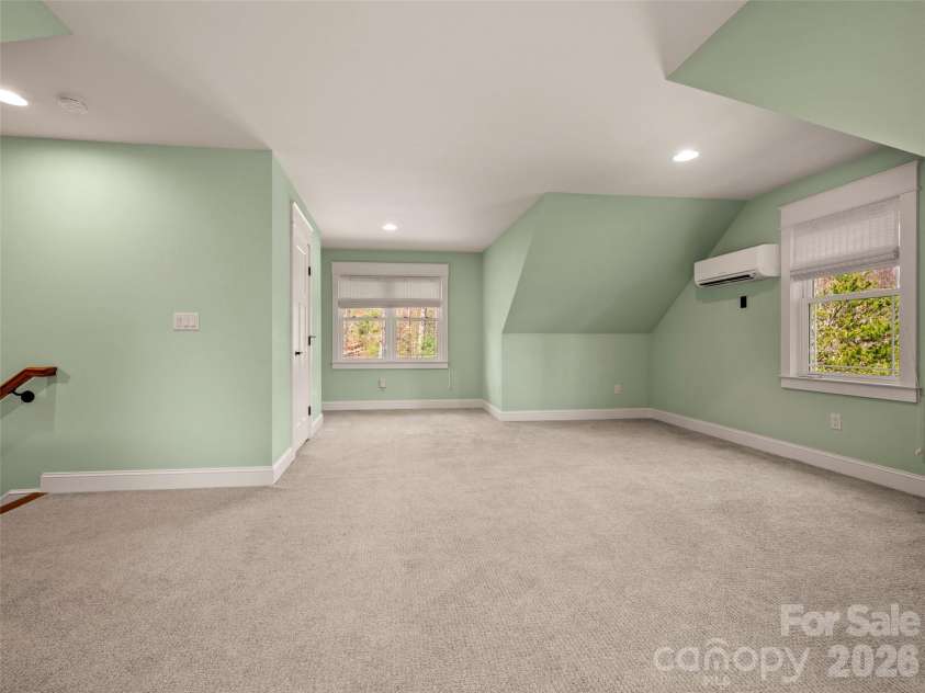439 Monarch Road, Hendersonville, NC 28739.  MLS# CAR4363938, YatesRealty ID 11901. 