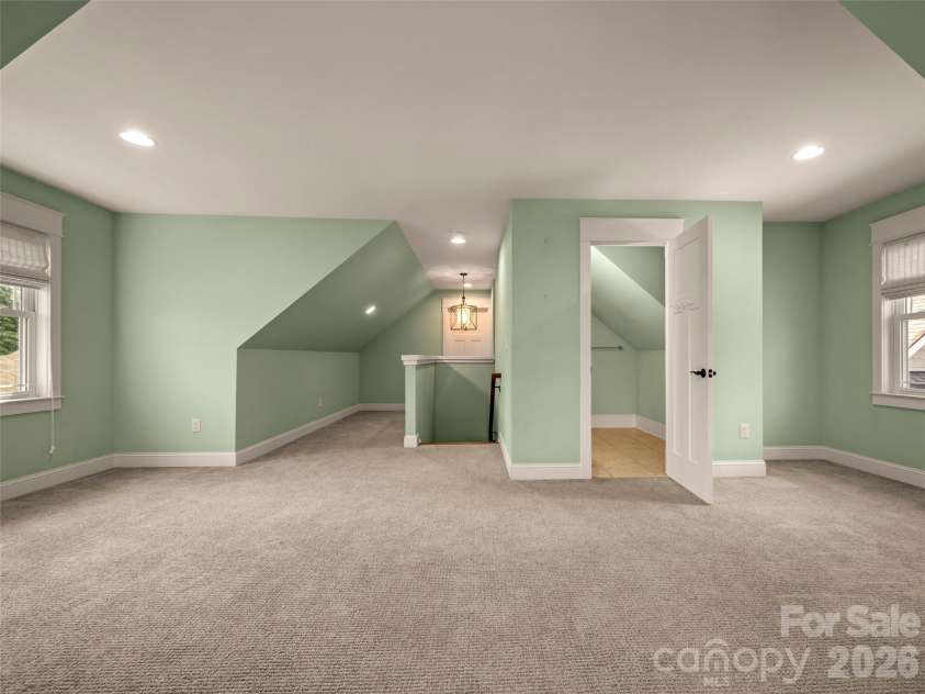 439 Monarch Road, Hendersonville, NC 28739.  MLS# CAR4363938, YatesRealty ID 11901. 