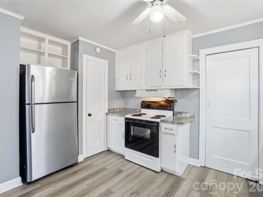 3200 Sam Wilson Road, Charlotte, NC 28214.  MLS# CAR4324510, YatesRealty ID 11902. 