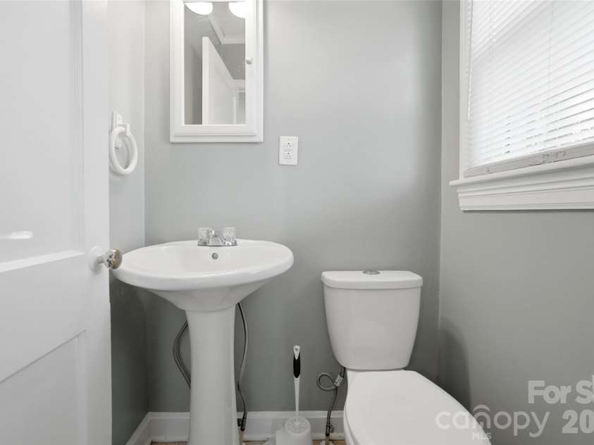 3200 Sam Wilson Road, Charlotte, NC 28214.  MLS# CAR4324510, YatesRealty ID 11902. 