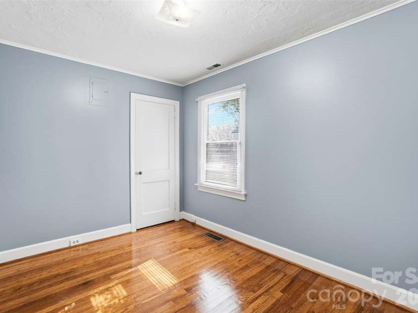 3200 Sam Wilson Road, Charlotte, NC 28214.  MLS# CAR4324510, YatesRealty ID 11902. 