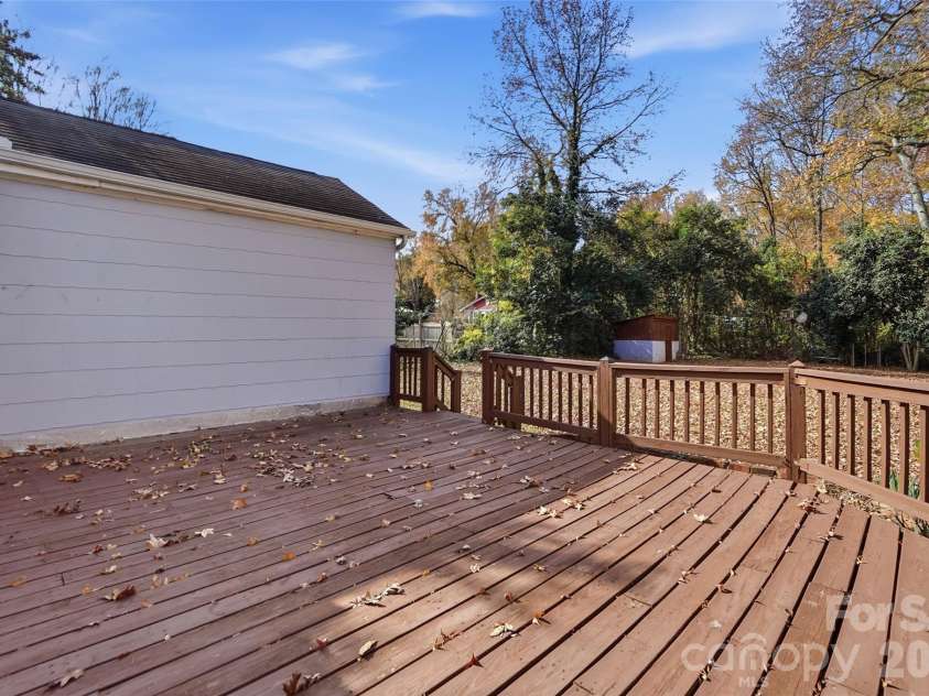 3200 Sam Wilson Road, Charlotte, NC 28214.  MLS# CAR4324510, YatesRealty ID 11902. 