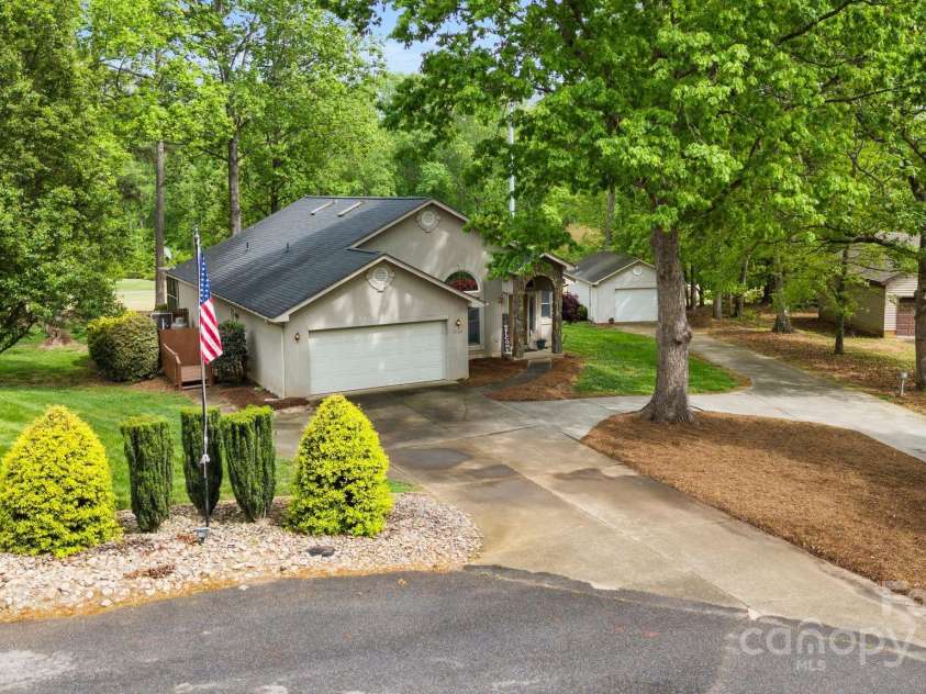 3764 Glenn Oaks Drive, Maiden, NC 28650.  MLS# CAR4246719, YatesRealty ID 11902. Aerial View