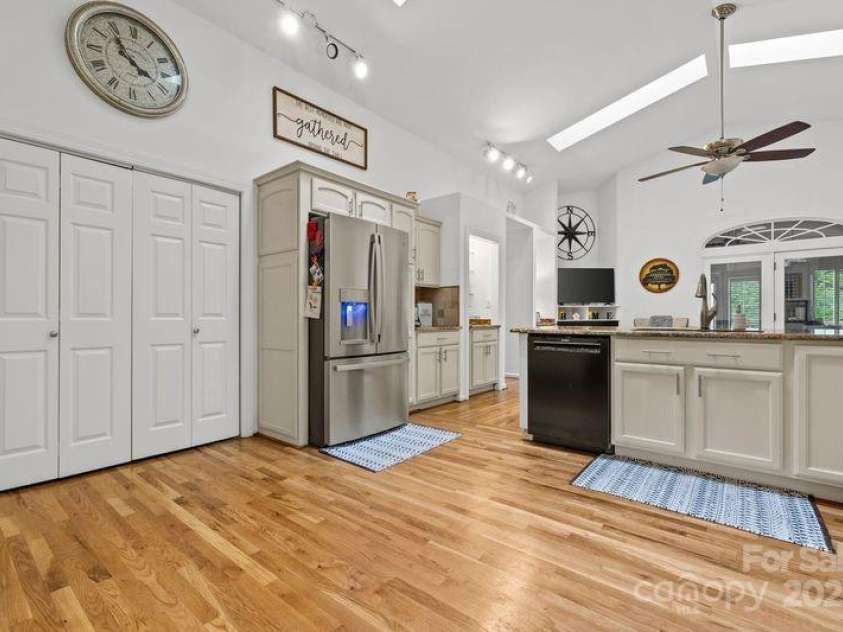 3764 Glenn Oaks Drive, Maiden, NC 28650.  MLS# CAR4246719, YatesRealty ID 11902. Don't need lights on a lot of natural light from skylights