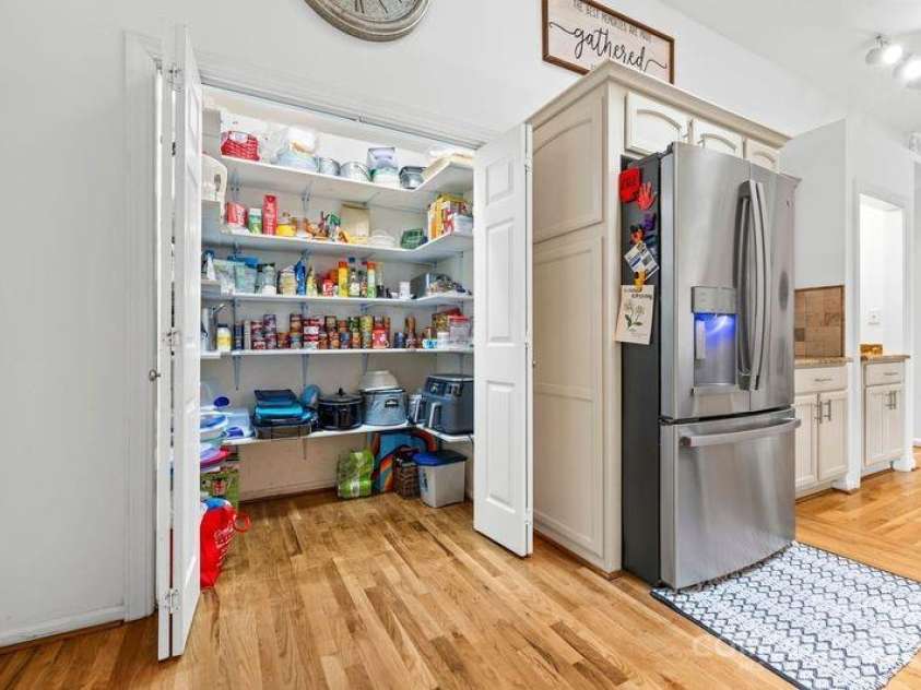 3764 Glenn Oaks Drive, Maiden, NC 28650.  MLS# CAR4246719, YatesRealty ID 11902. Nice Pantry