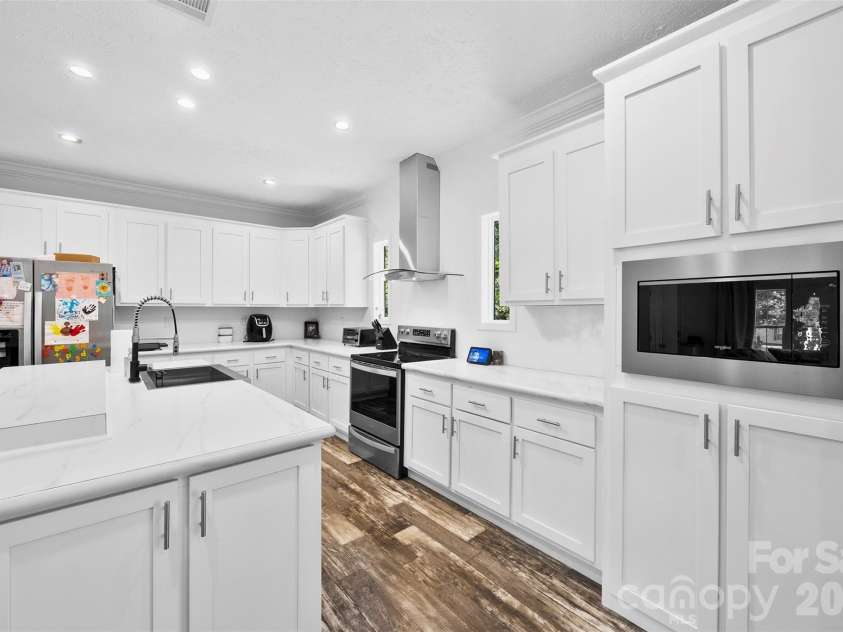5236 Montana Circle, Concord, NC 28027.  MLS# CAR4369946, YatesRealty ID 11903. 