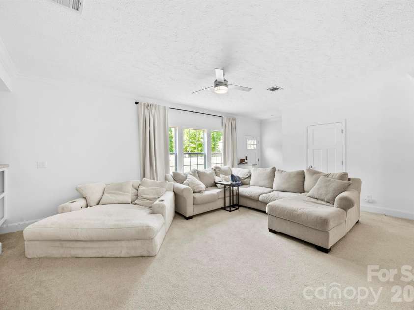 5236 Montana Circle, Concord, NC 28027.  MLS# CAR4369946, YatesRealty ID 11903. 