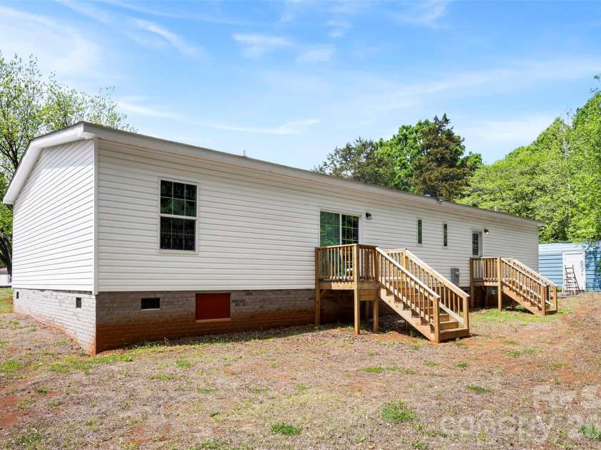 5236 Montana Circle, Concord, NC 28027.  MLS# CAR4369946, YatesRealty ID 11903. 
