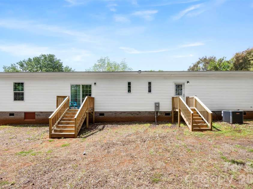 5236 Montana Circle, Concord, NC 28027.  MLS# CAR4369946, YatesRealty ID 11903. 