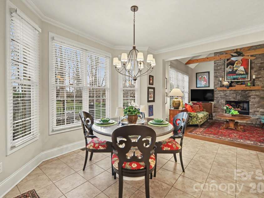 6722 Fox Ridge Circle, Davidson, NC 28036.  MLS# CAR4334663, YatesRealty ID 11905. 