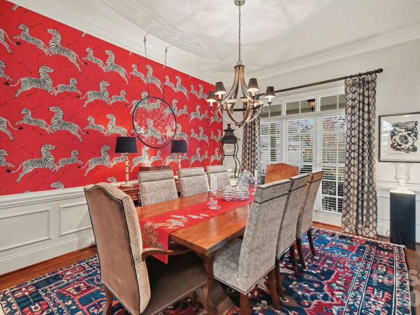 6722 Fox Ridge Circle, Davidson, NC 28036.  MLS# CAR4334663, YatesRealty ID 11905. Dining Room