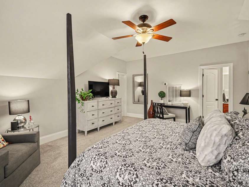 6722 Fox Ridge Circle, Davidson, NC 28036.  MLS# CAR4334663, YatesRealty ID 11905. Flex Room - Utilized as guest bedroom
