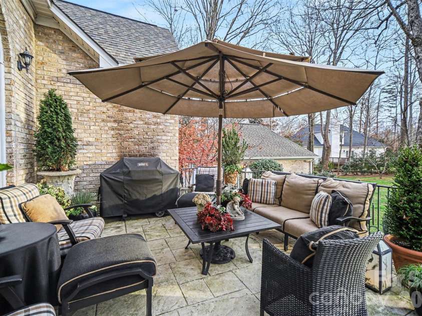 6722 Fox Ridge Circle, Davidson, NC 28036.  MLS# CAR4334663, YatesRealty ID 11905. Spacious back porch for entertaining. 