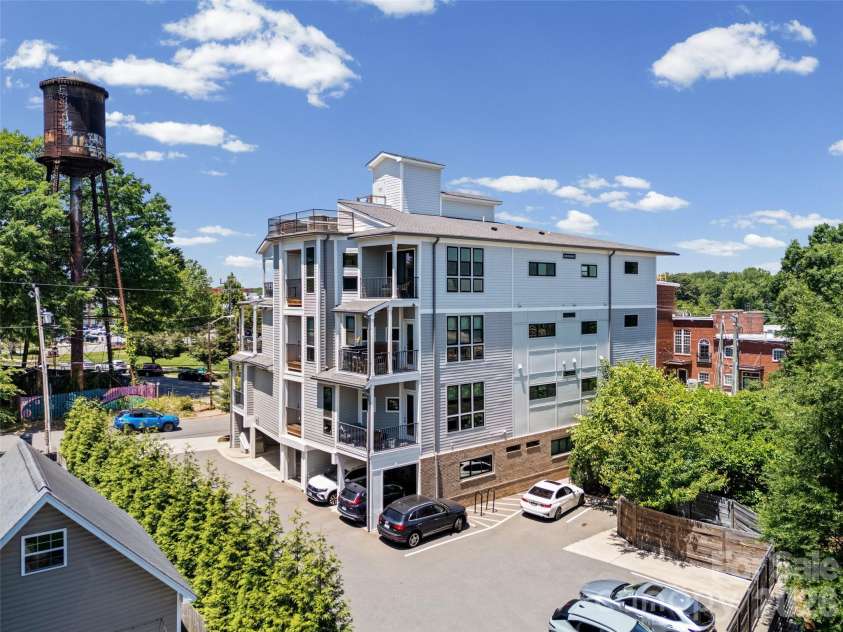501 37th Street, Charlotte, NC 28205.  MLS# CAR4424204, YatesRealty ID 11906. 