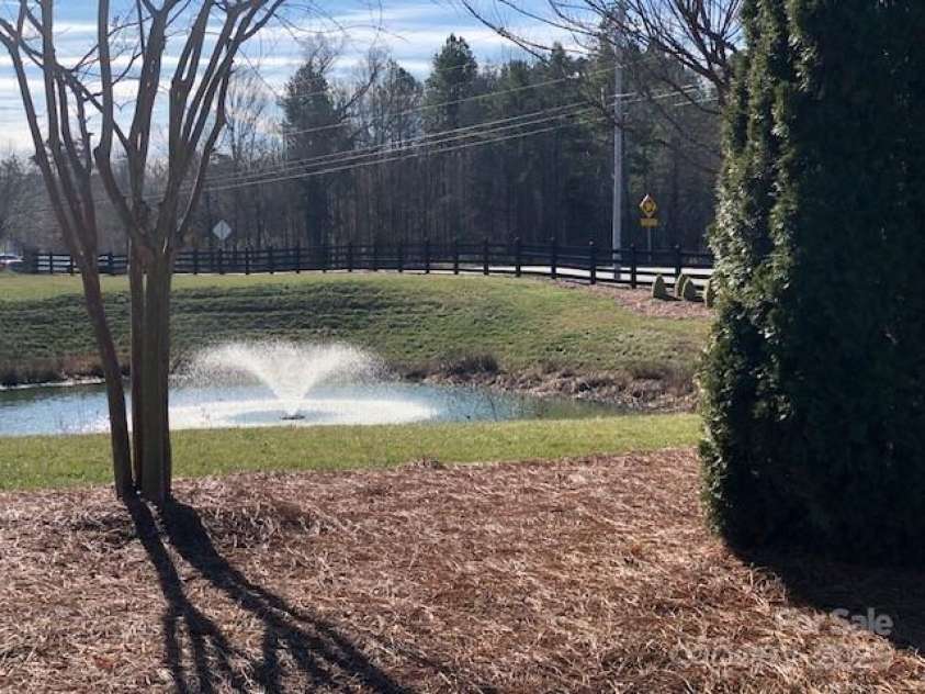 1220 Avalon Place, Matthews, NC 28104.  MLS# CAR4224062, YatesRealty ID 11907. 