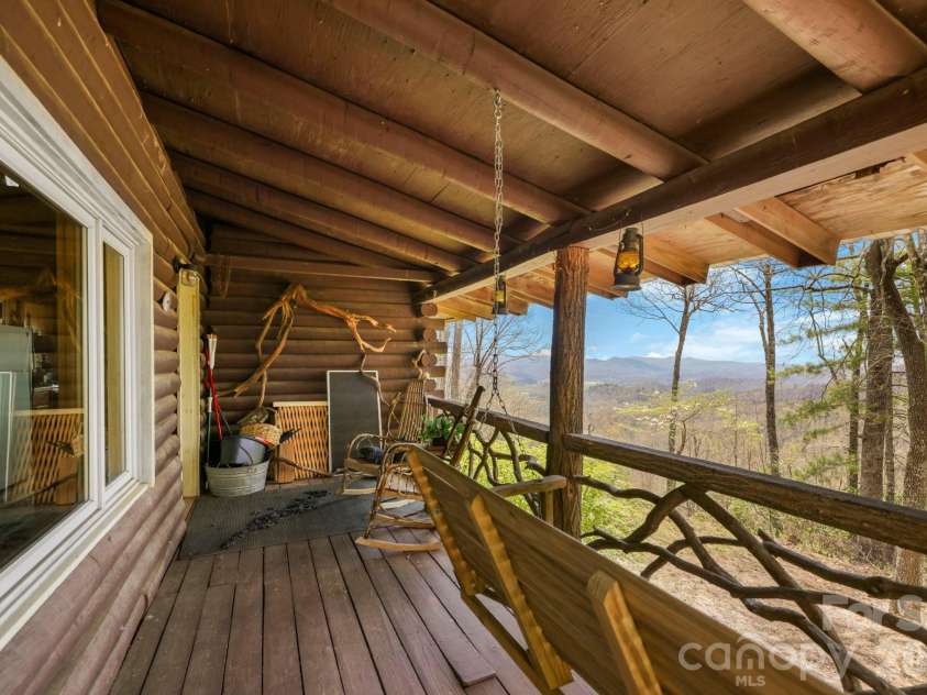 305 Stamey Creek Road, Brevard, NC 28712.  MLS# CAR4368936, YatesRealty ID 11907. 