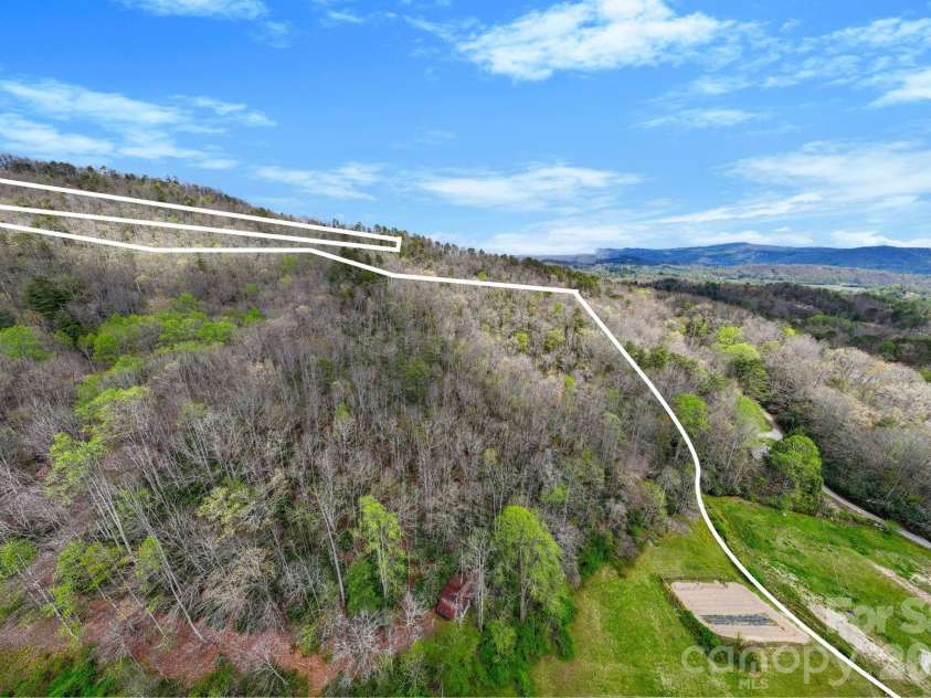 305 Stamey Creek Road, Brevard, NC 28712.  MLS# CAR4368936, YatesRealty ID 11907. 