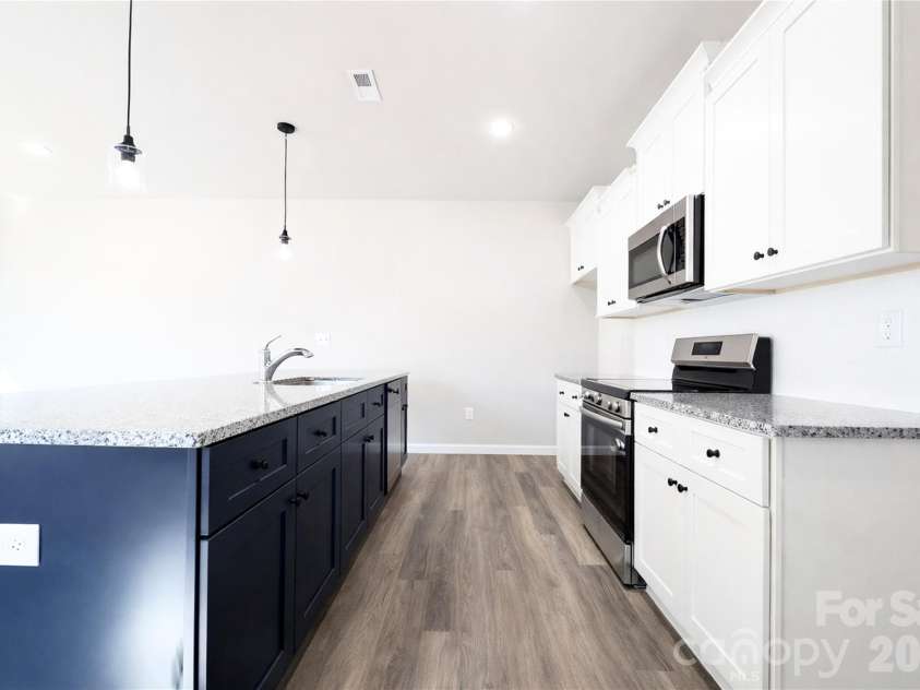 5941 Wallace Avenue, Charlotte, NC 28227.  MLS# CAR4404074, YatesRealty ID 11909. 