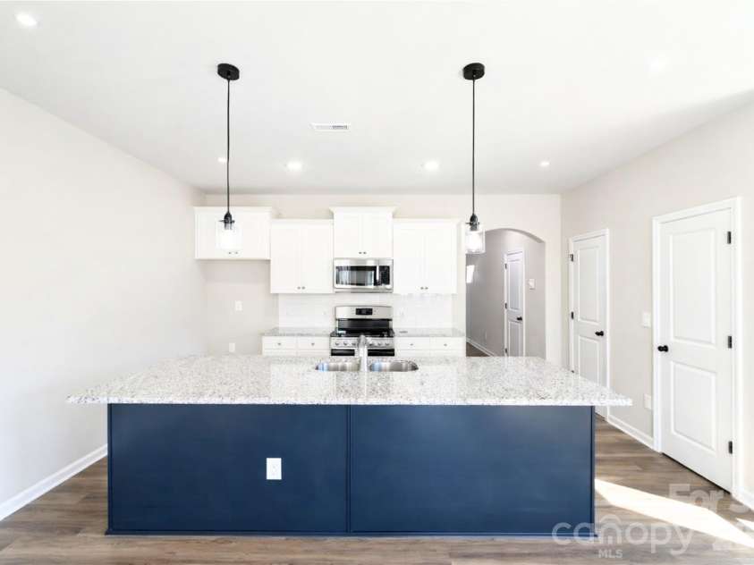 5941 Wallace Avenue, Charlotte, NC 28227.  MLS# CAR4404074, YatesRealty ID 11909. 
