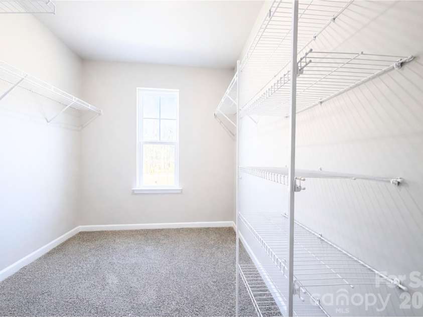 5941 Wallace Avenue, Charlotte, NC 28227.  MLS# CAR4404074, YatesRealty ID 11909. 