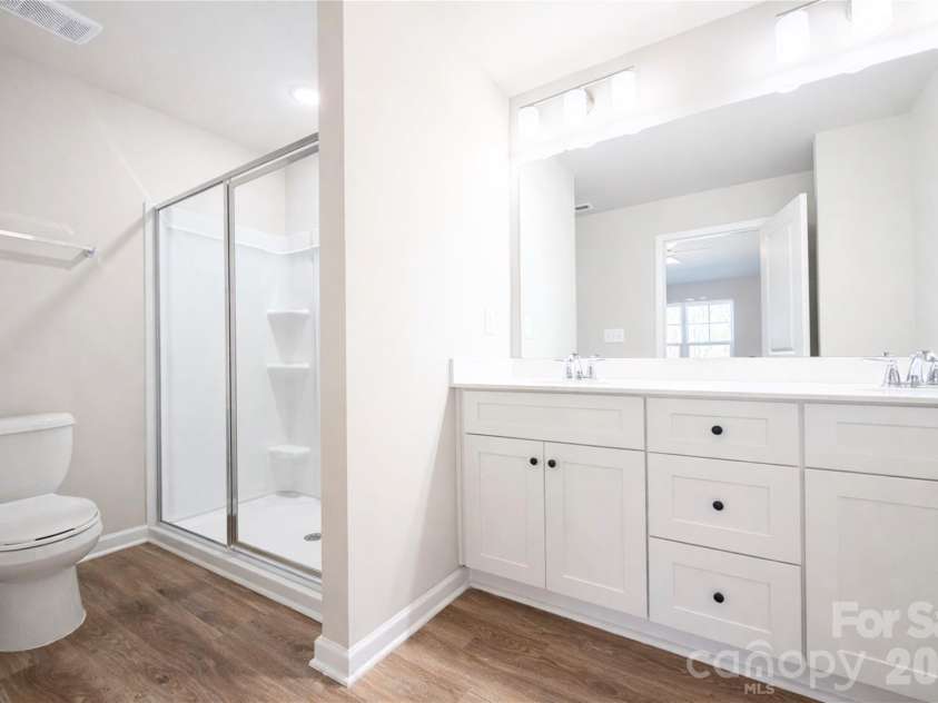 5941 Wallace Avenue, Charlotte, NC 28227.  MLS# CAR4404074, YatesRealty ID 11909. 
