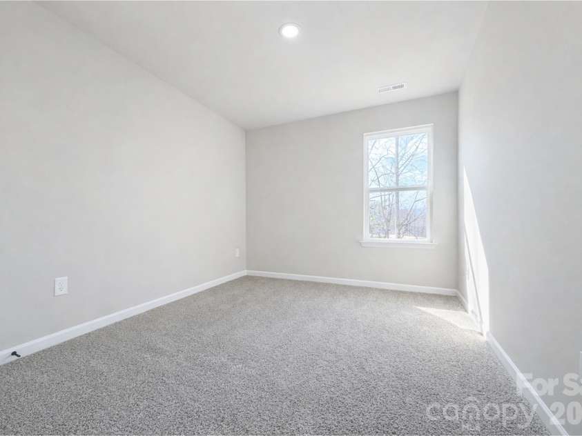 5941 Wallace Avenue, Charlotte, NC 28227.  MLS# CAR4404074, YatesRealty ID 11909. 