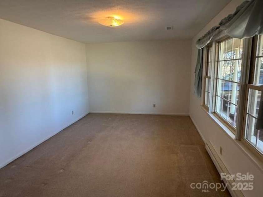 2665 Fairway Acres Circle, Lenoir, NC 28645.  MLS# CAR4226585, YatesRealty ID 1191. 