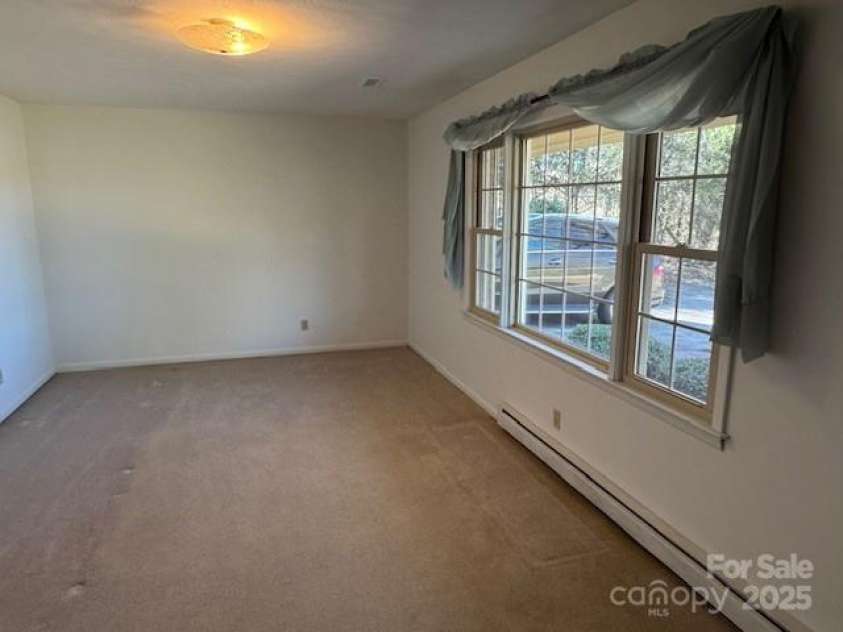 2665 Fairway Acres Circle, Lenoir, NC 28645.  MLS# CAR4226585, YatesRealty ID 1191. 