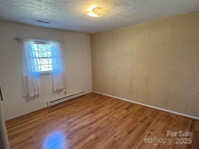 2665 Fairway Acres Circle, Lenoir, NC 28645.  MLS# CAR4226585, YatesRealty ID 1191. 