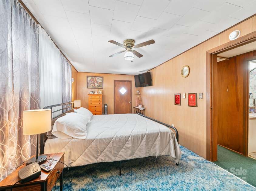 2850 Henson Creek Road, Newland, NC 28657.  MLS# CAR4329735, YatesRealty ID 1191. 